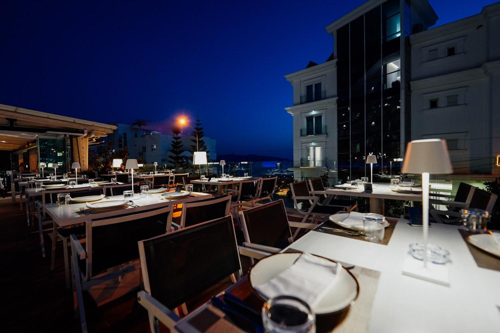 Hotel Agimi Sarande Bagian luar foto