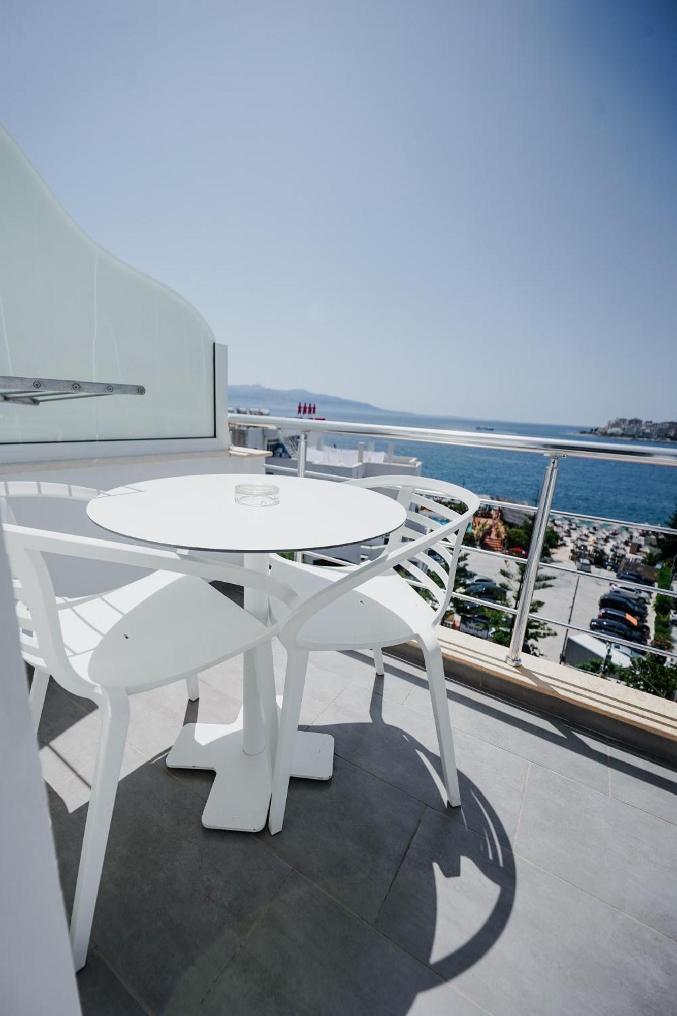 Hotel Agimi Sarande Bagian luar foto