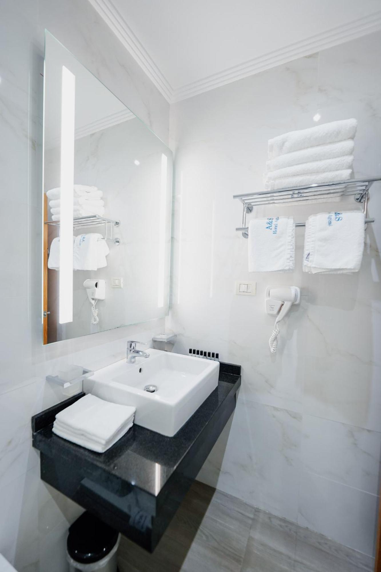 Hotel Agimi Sarande Bagian luar foto