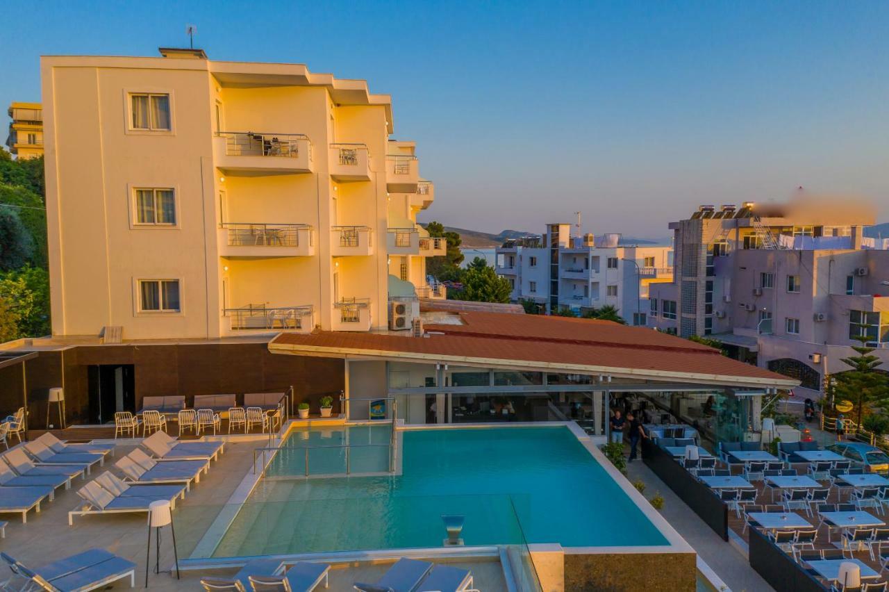 Hotel Agimi Sarande Bagian luar foto